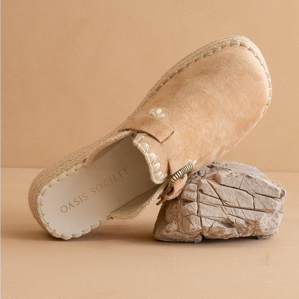 The Edith Almond Clog Raffia Mule with Western Buckles - Picture 4 of 7